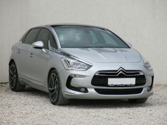 Citroën DS5 (2011 – 2018) - recenze