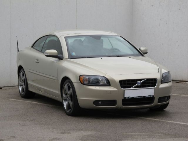 Volvo C70 (2005 – 2013)  - recenze
