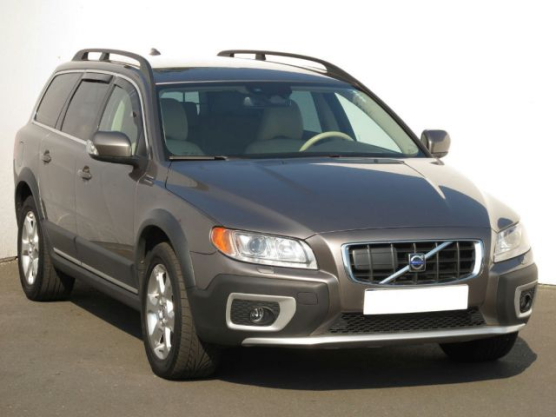 Volvo XC70 (2000 – 2007) - recenze