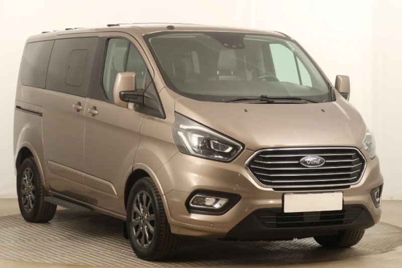 Ford Tourneo Custom (2016 - 2023) - recenze
