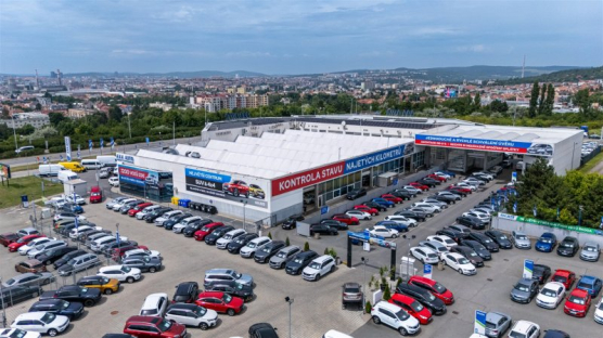 Skupina AURES Holdings už letos prodala rekordních 77 000 aut