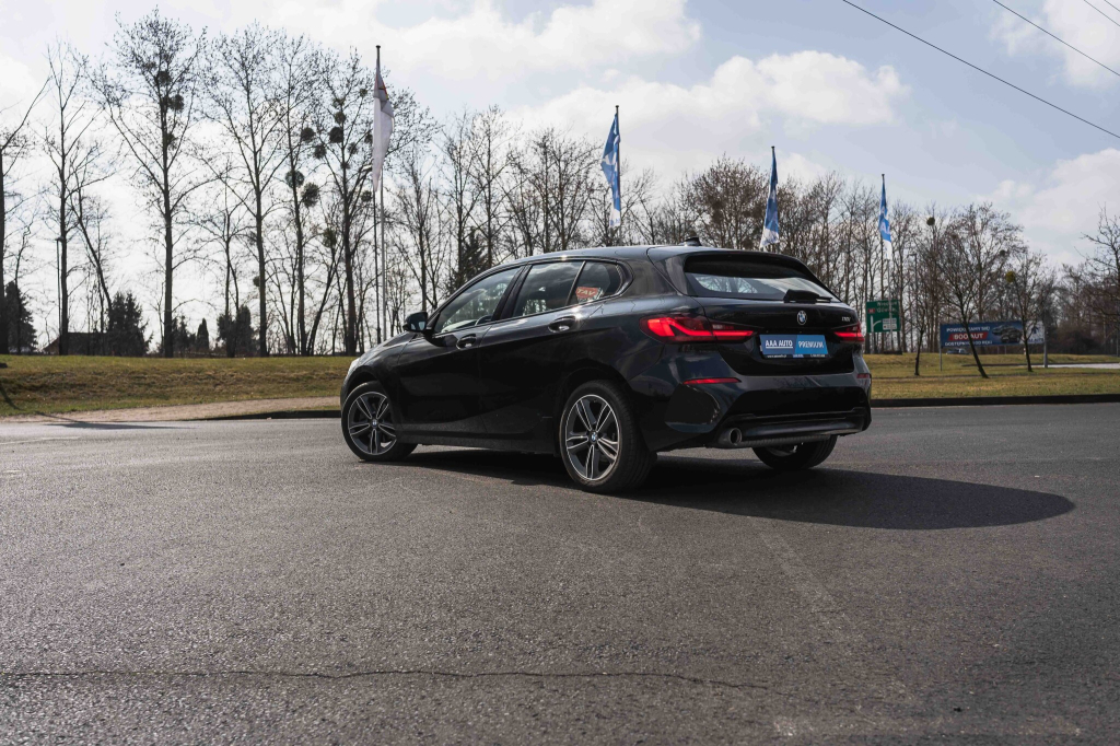BMW 1