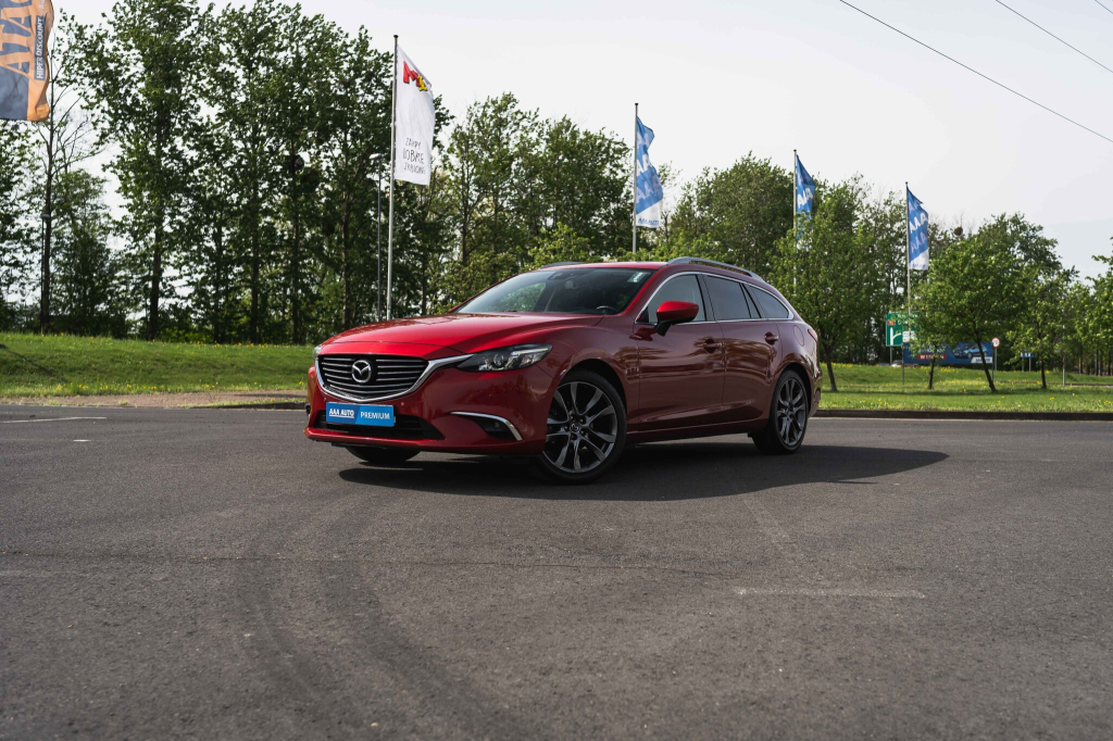 Mazda 6