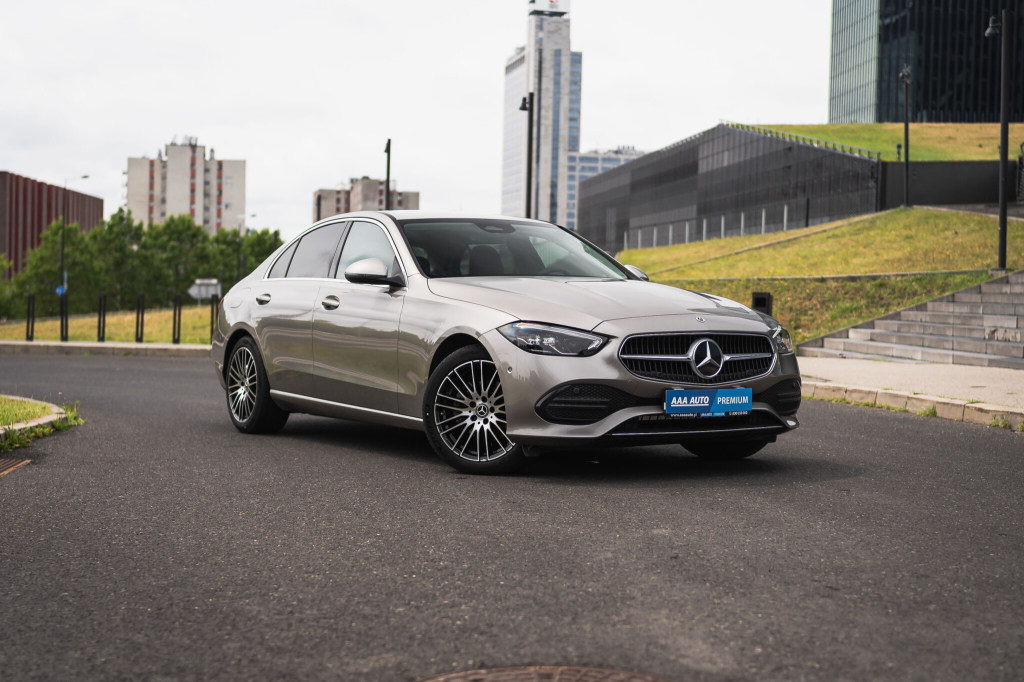 Mercedes-Benz C