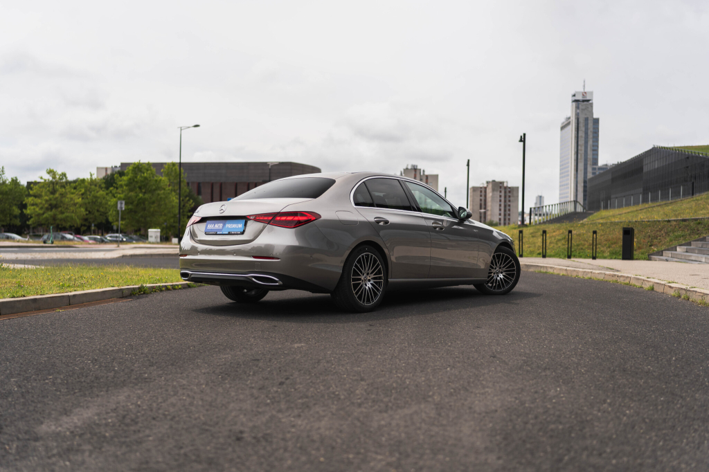 Mercedes-Benz C