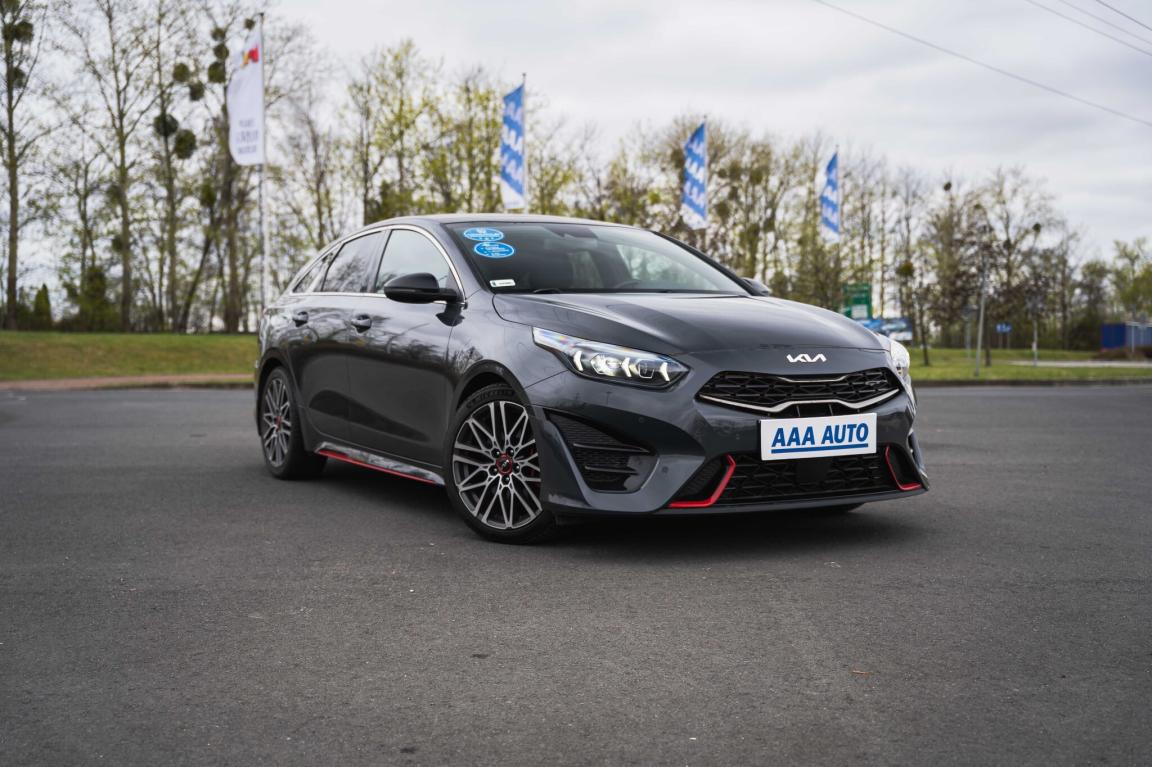 Kia ProCeed, 2022