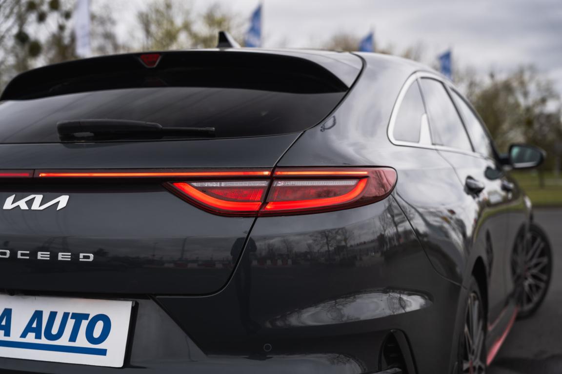 Kia ProCeed, 2022