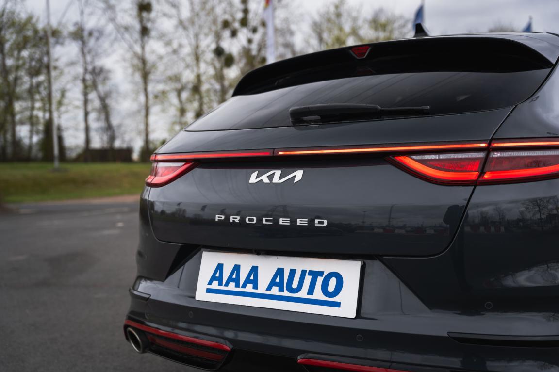 Kia ProCeed, 2022