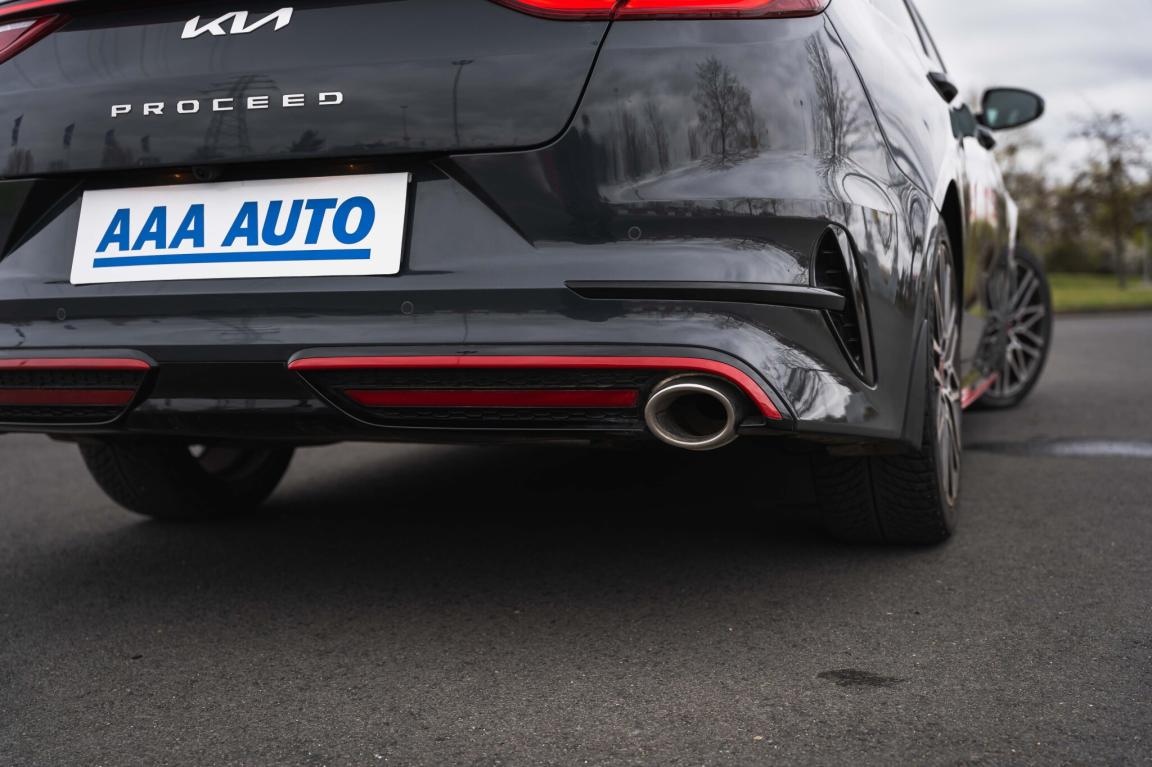 Kia ProCeed, 2022