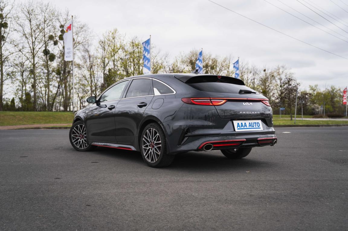 Kia ProCeed, 2022
