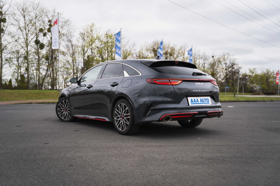 Kia ProCeed