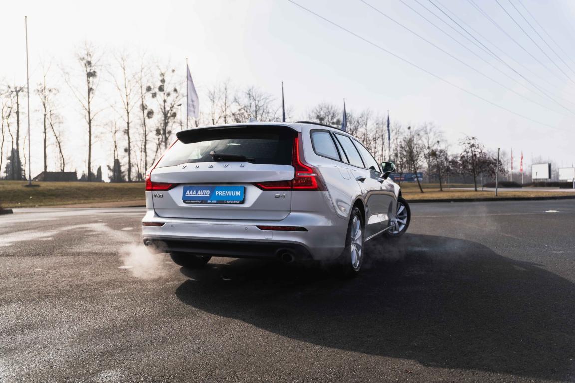 Volvo V60, 2021