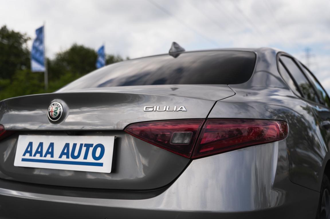 Alfa Romeo Giulia, 2018