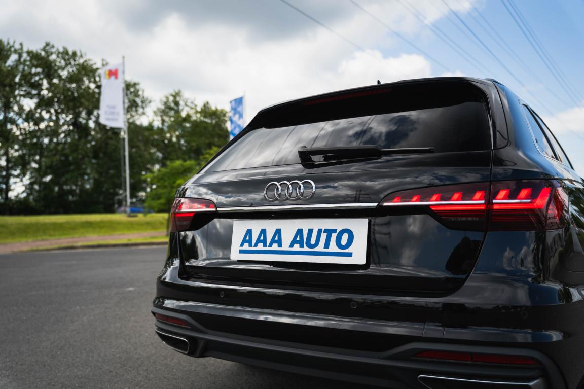 Audi A4, 2021