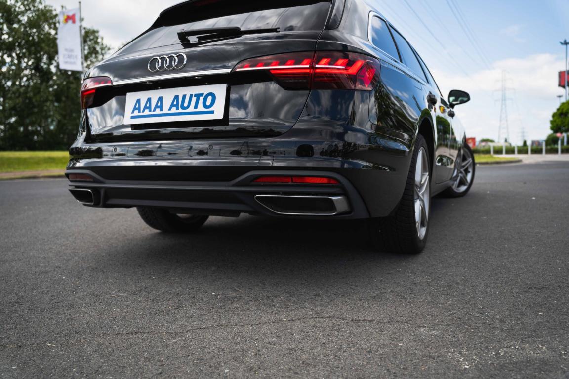 Audi A4, 2021