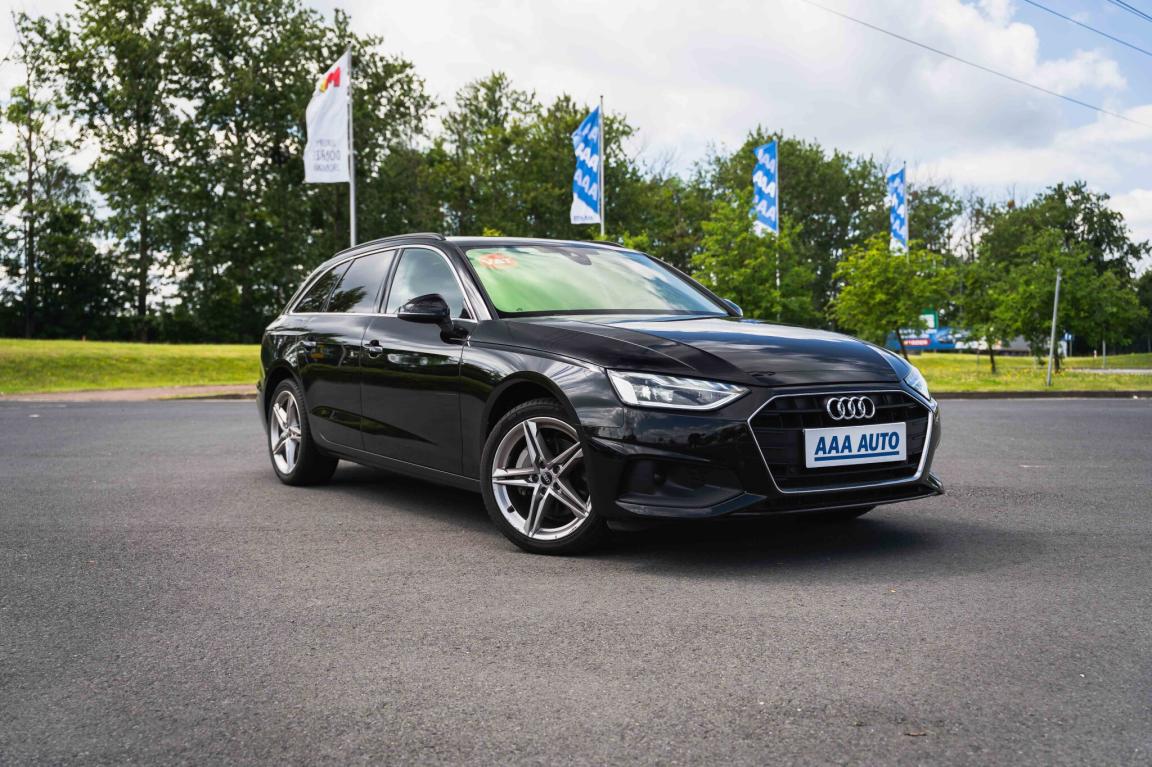 Audi A4, 2021