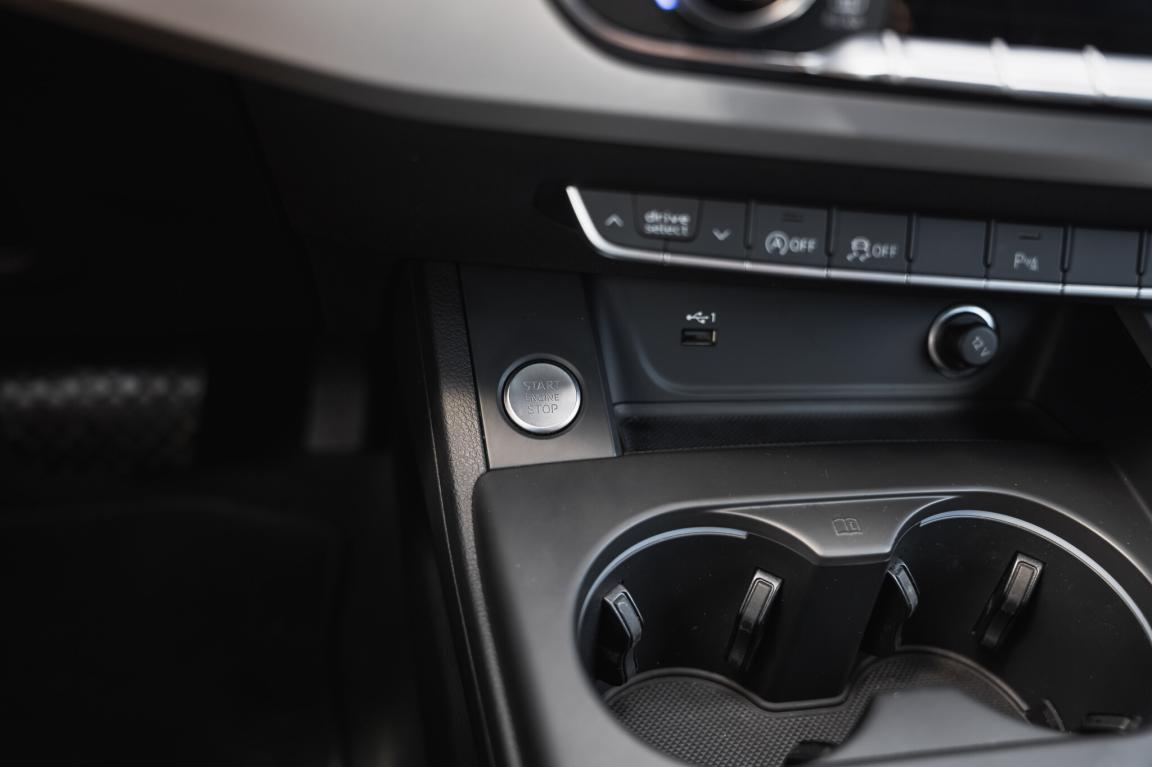 Audi A4, 2021