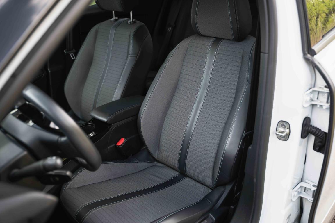 Peugeot 2008, 2021