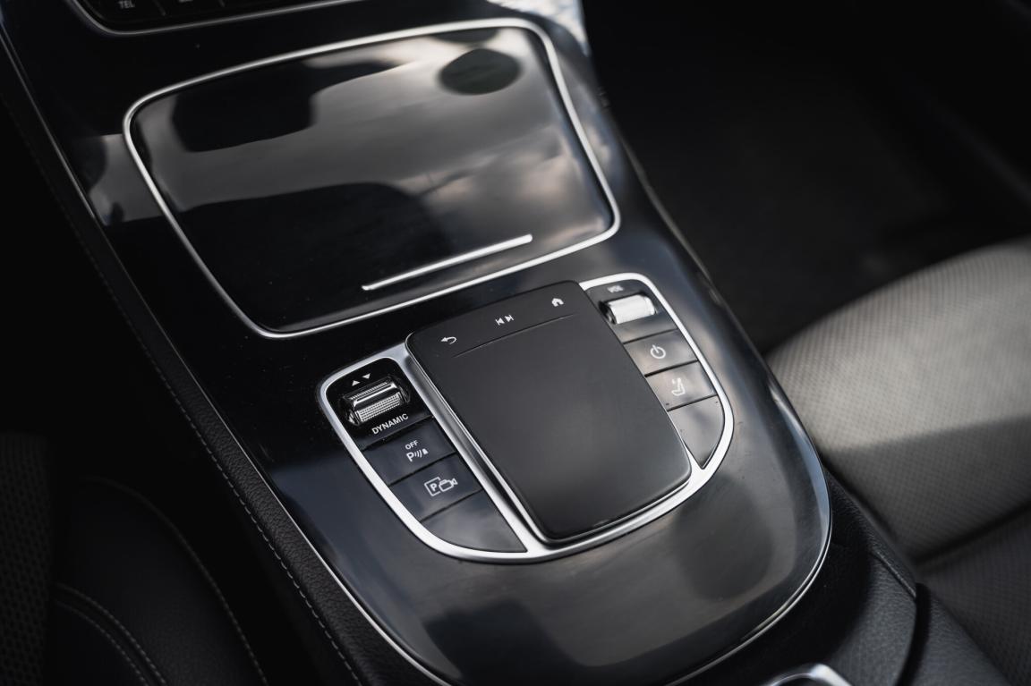 Mercedes-Benz E, 2020