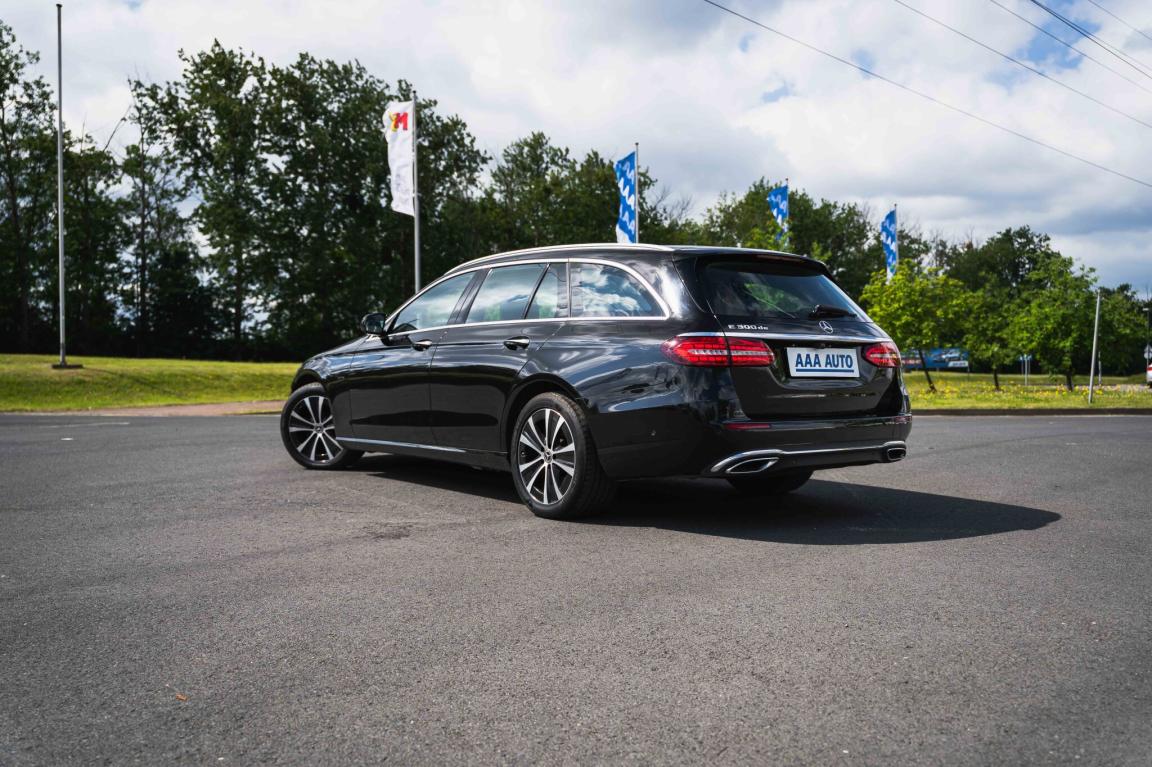 Mercedes-Benz E, 2020