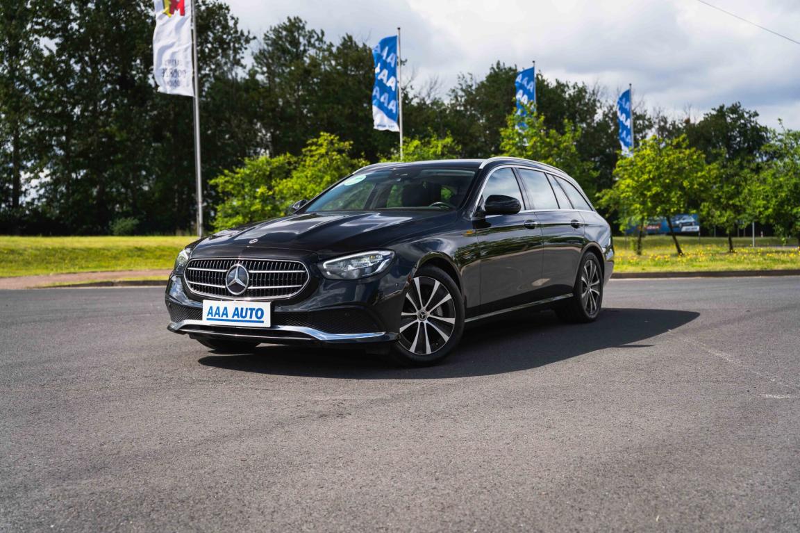 Mercedes-Benz E, 2020