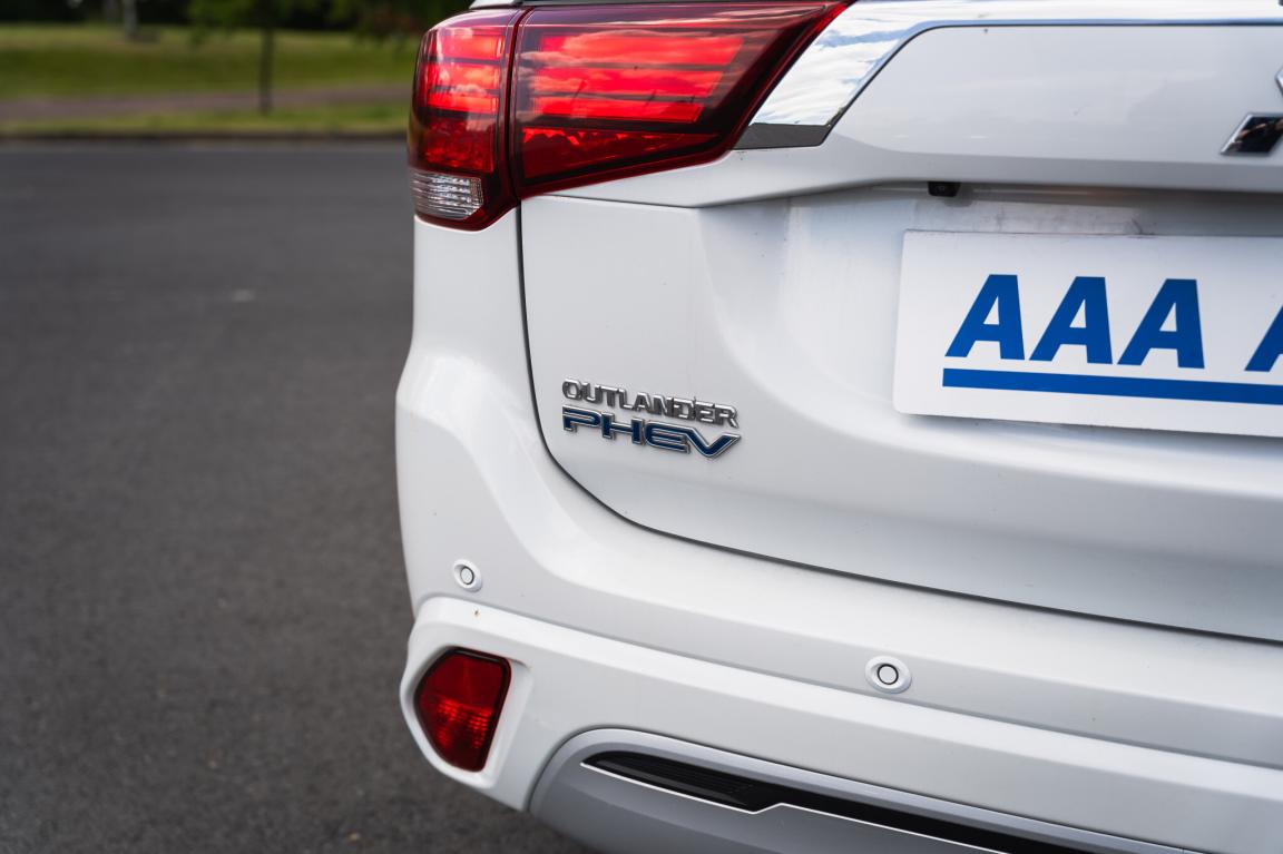 Mitsubishi Outlander, 2020
