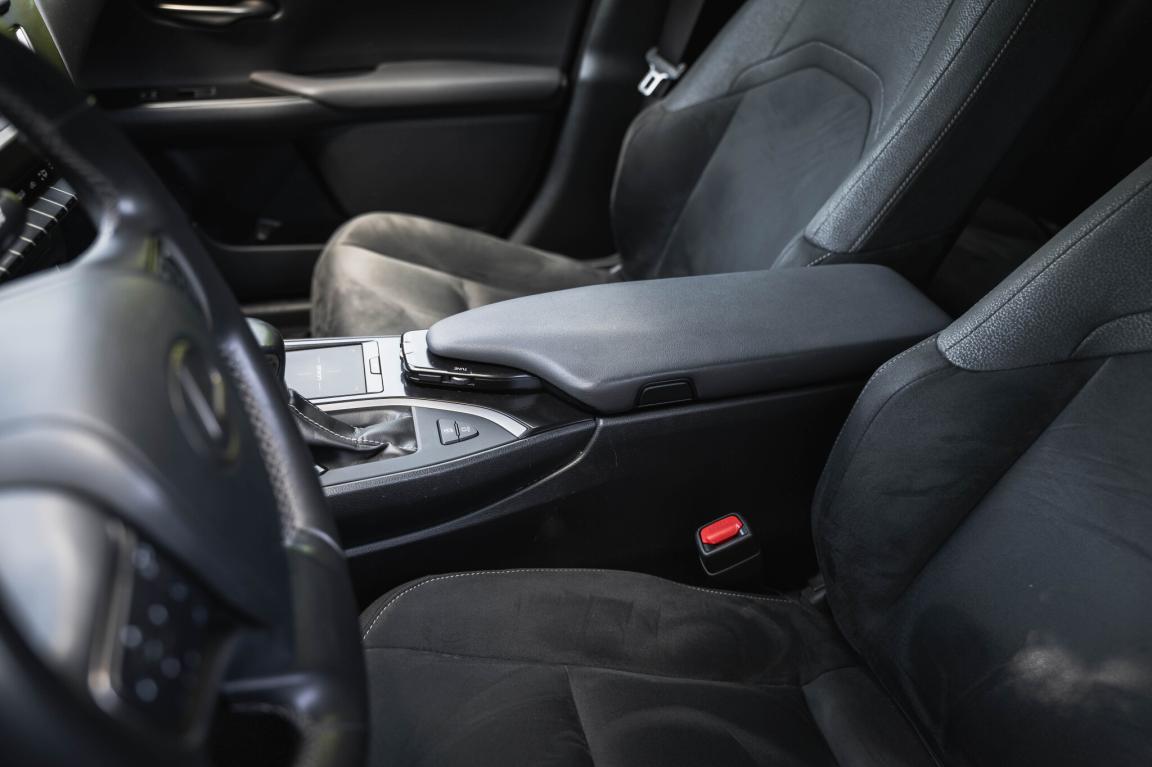 Lexus UX, 2020