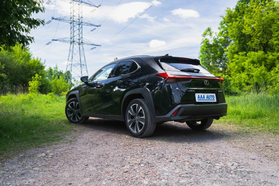 Lexus UX