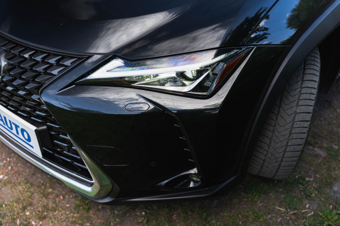 Lexus UX, 2020