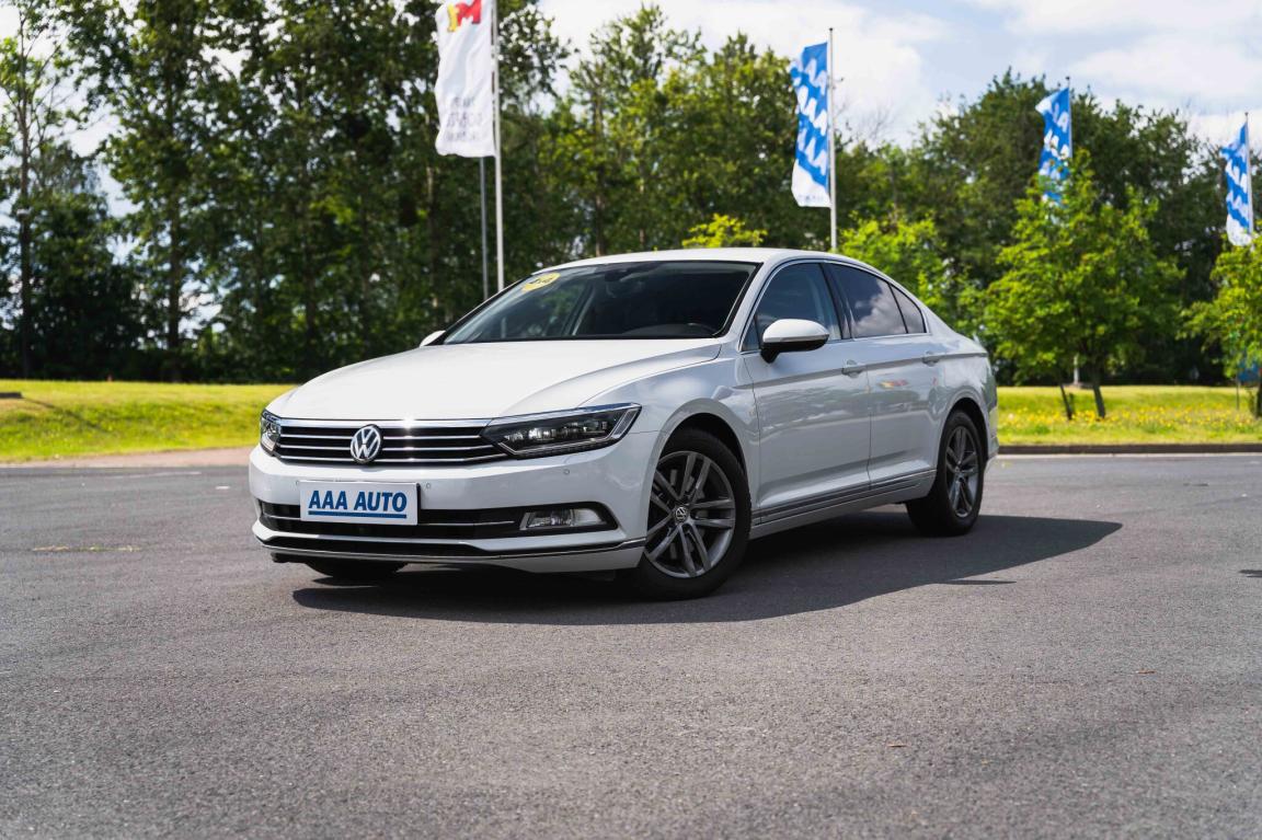 Volkswagen Passat, 2019