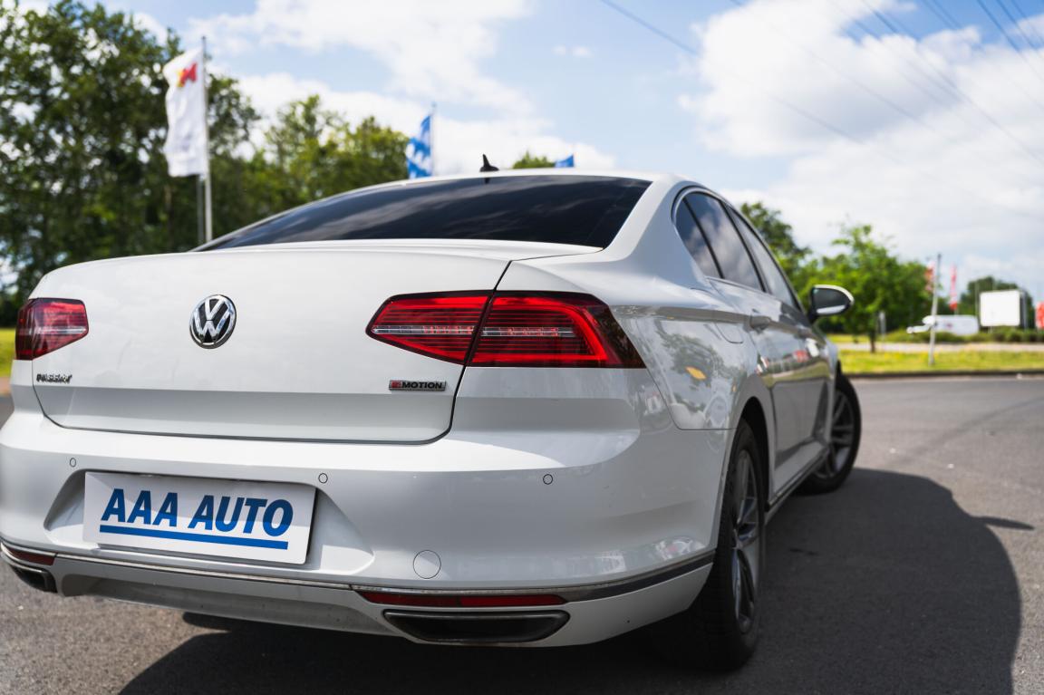 Volkswagen Passat, 2019