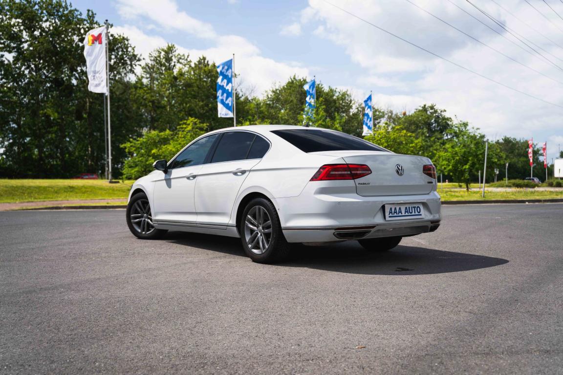 Volkswagen Passat, 2019