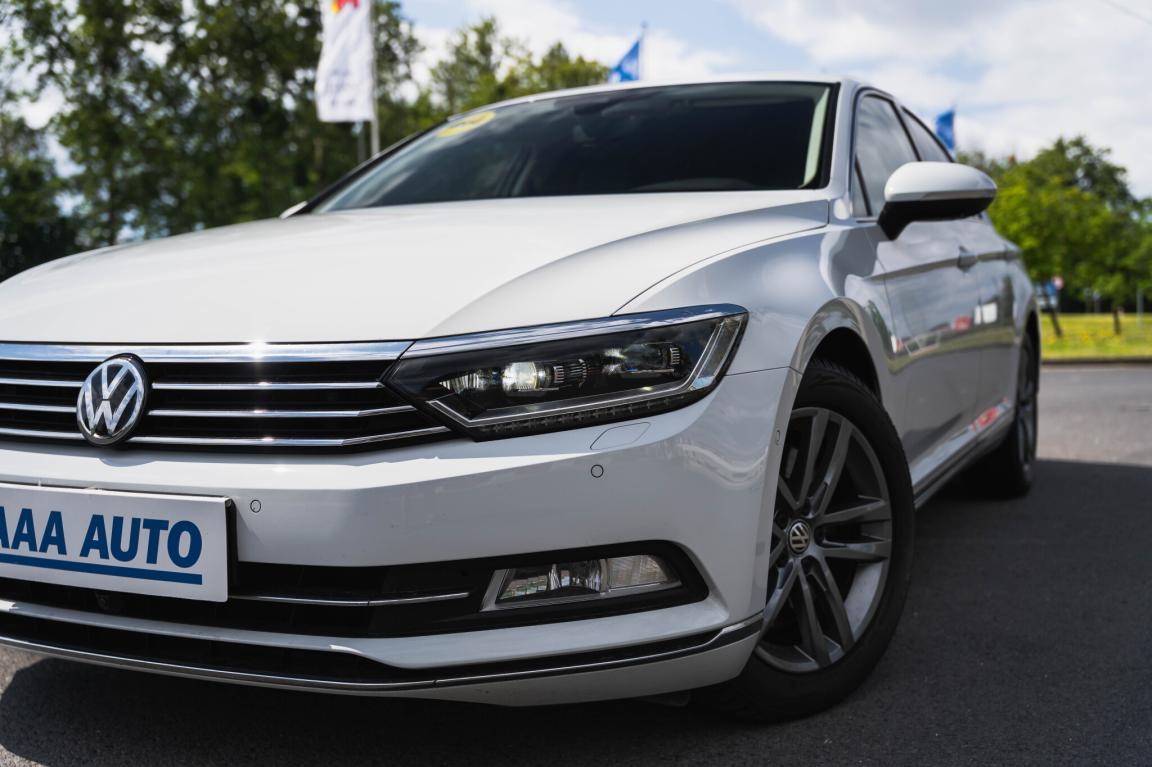 Volkswagen Passat, 2019
