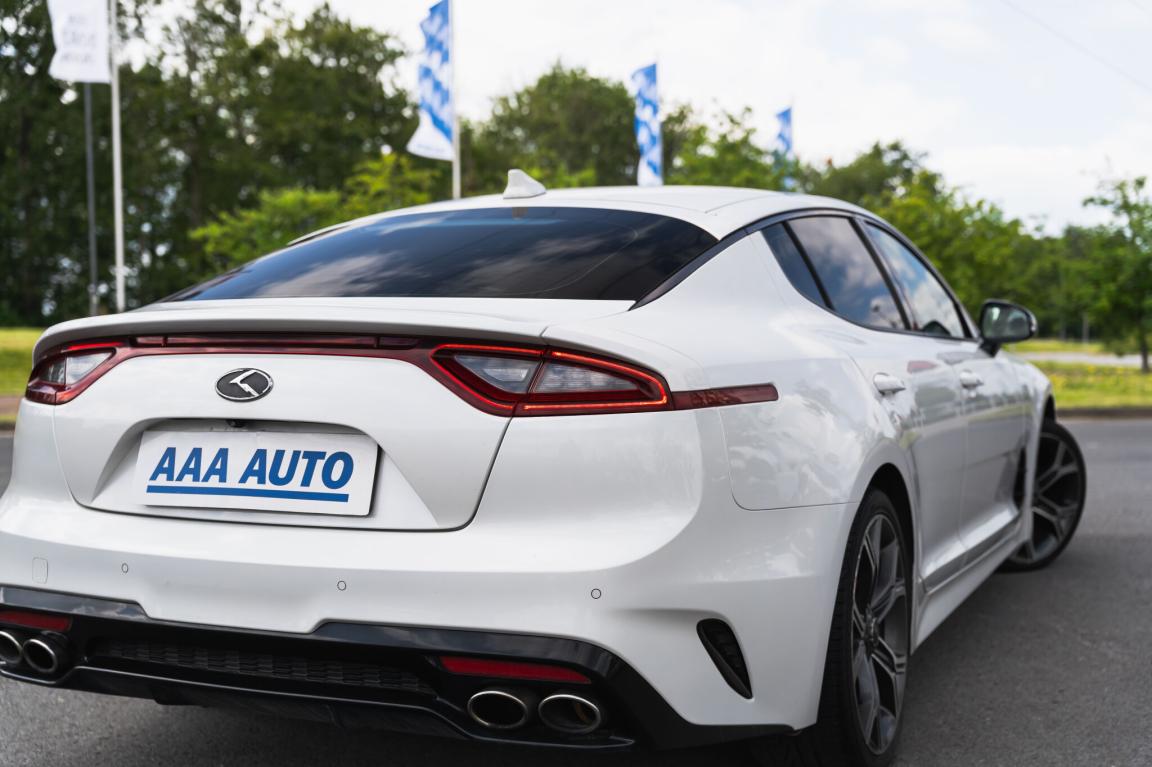 Kia Stinger, 2018