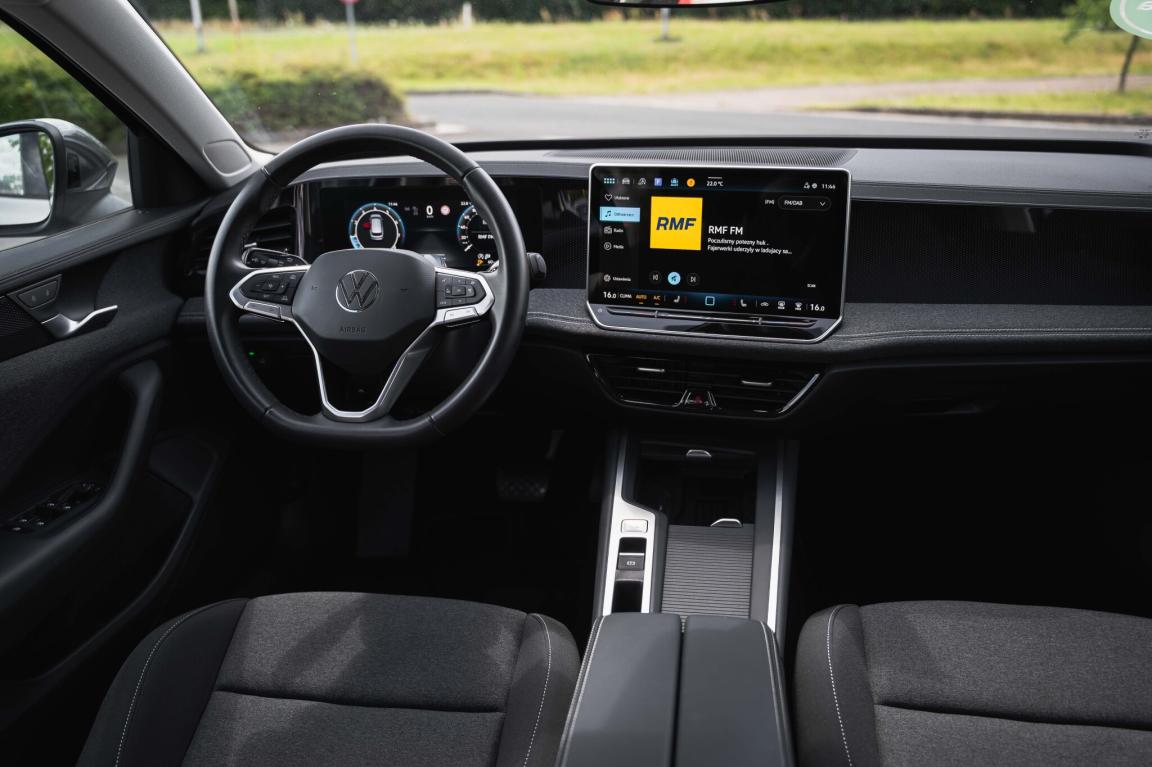 Volkswagen Passat, 2024