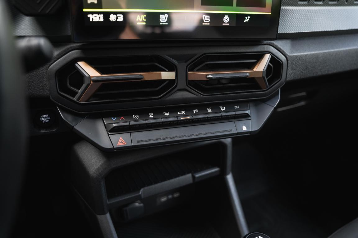 Dacia Duster, 2024