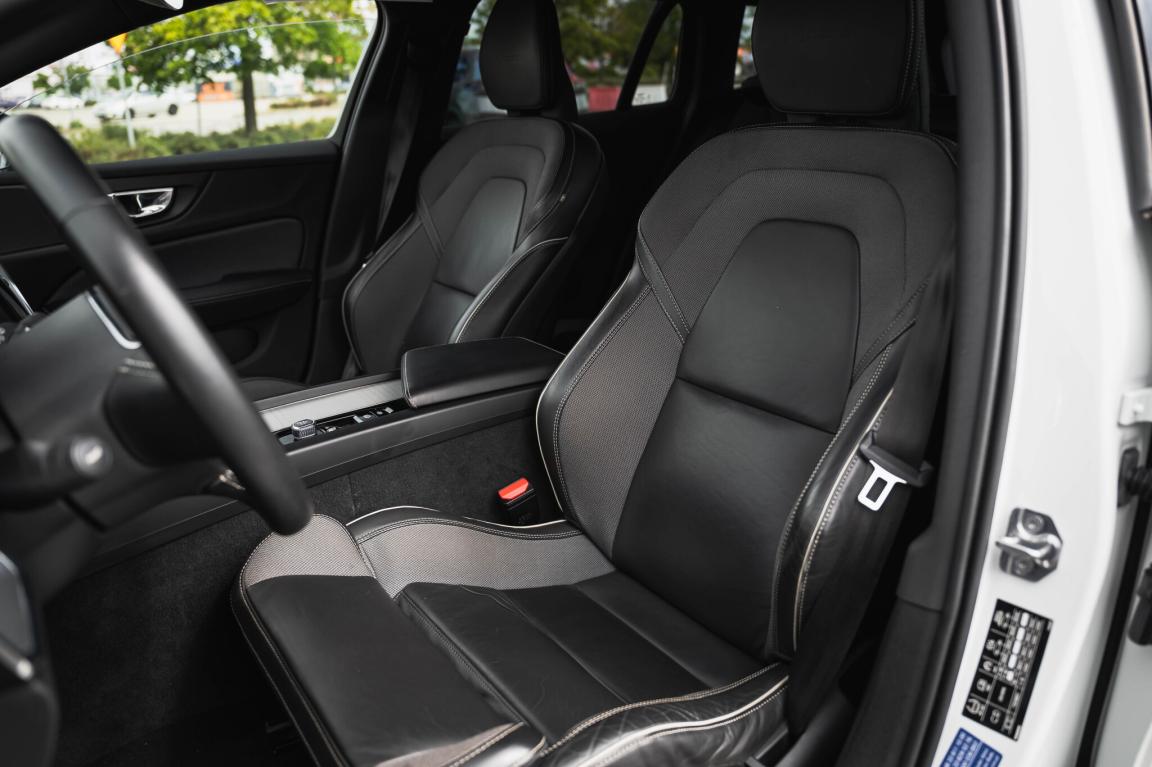 Volvo V60, 2020