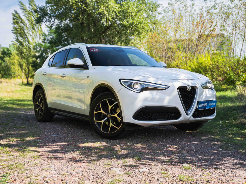 Alfa Romeo Stelvio, 2020