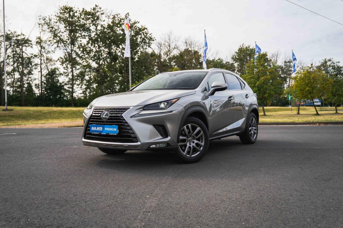 Lexus NX, 2021