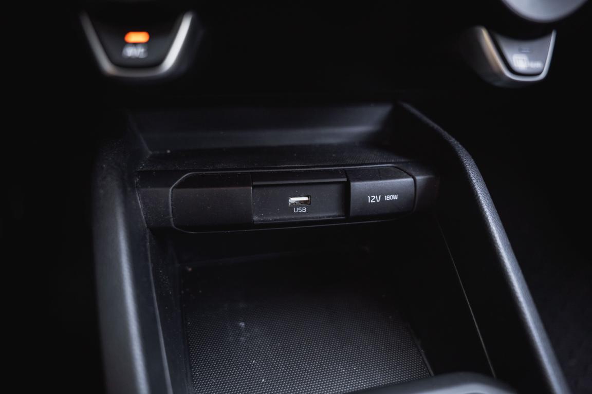 Kia Stonic, 2022
