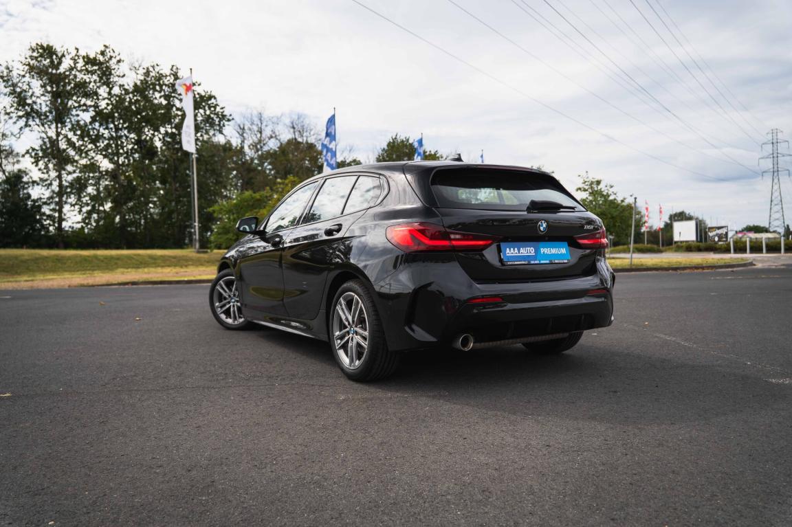 BMW 1, 2022