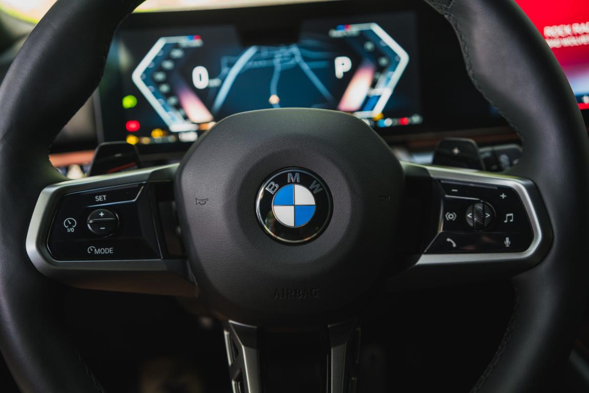 BMW 5, 2025