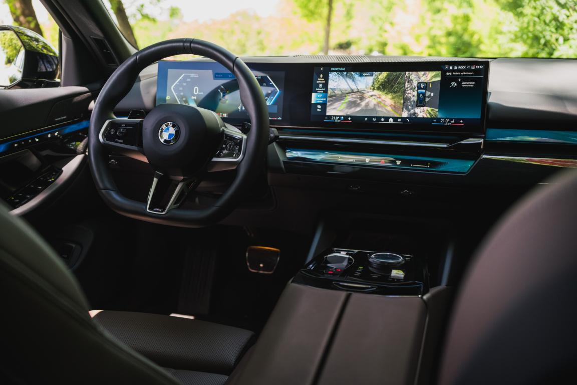 BMW 5, 2025