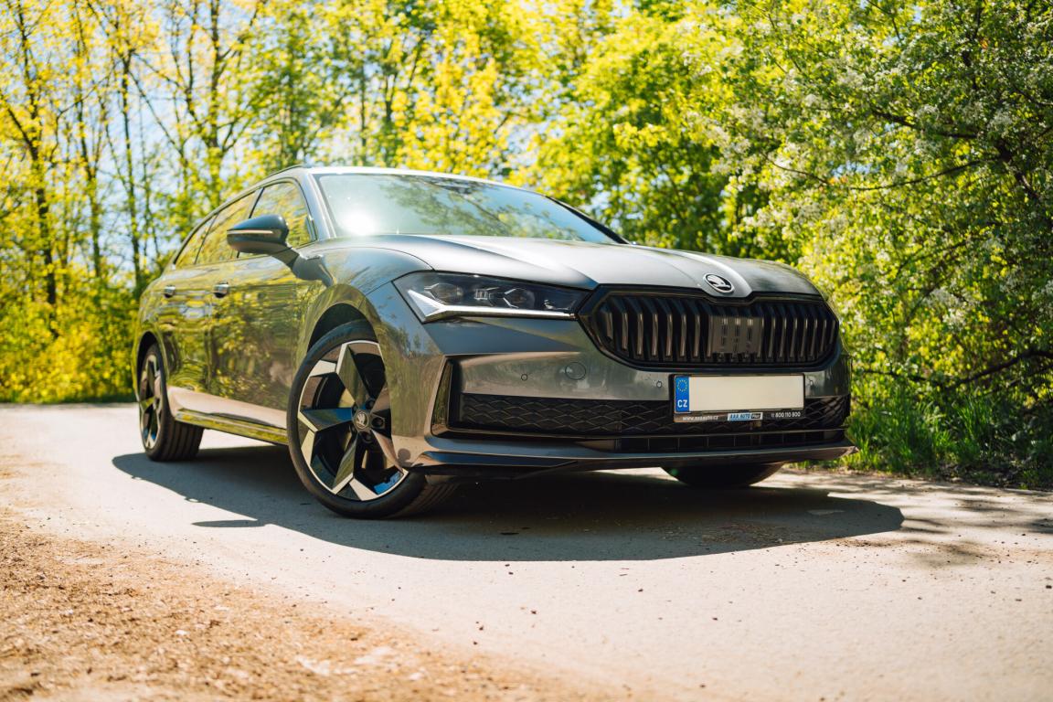 Škoda Superb, 2025