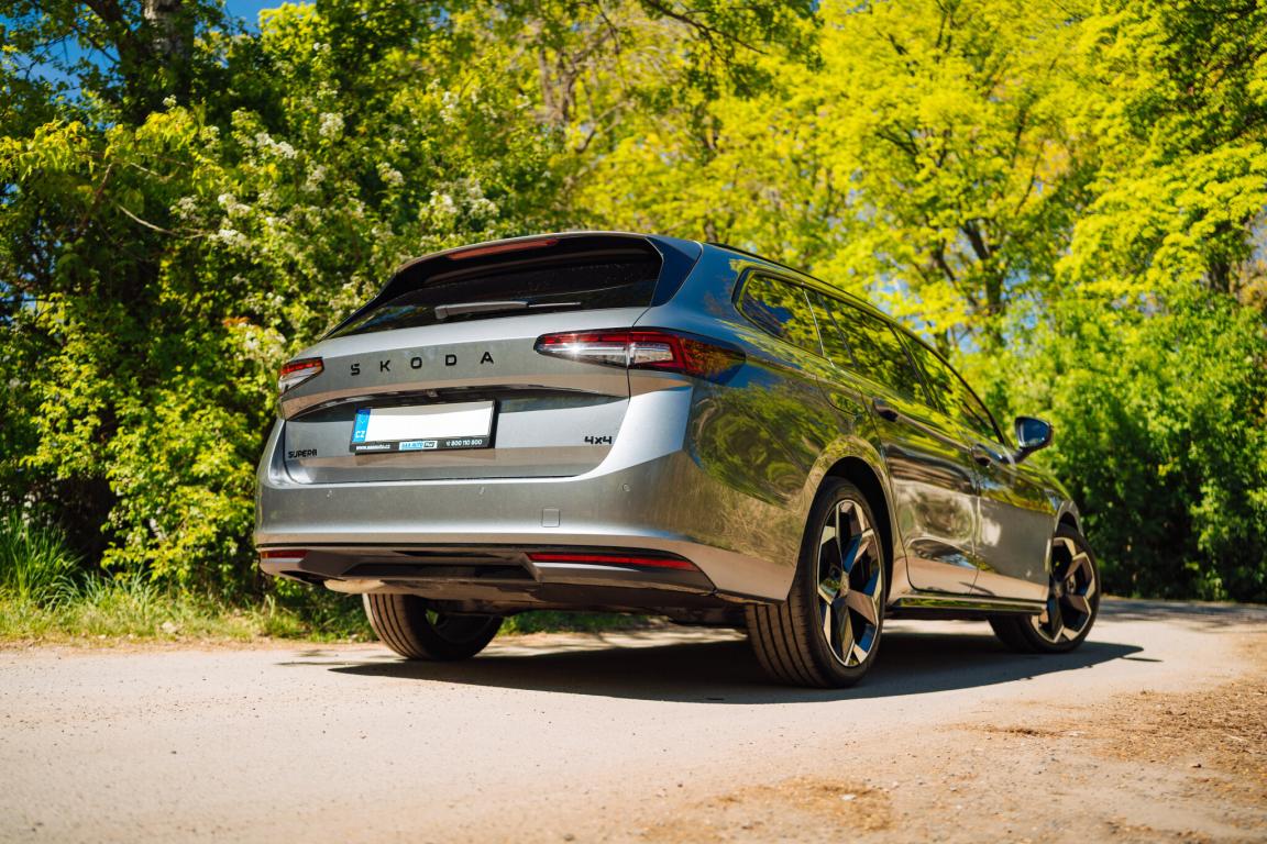 Škoda Superb, 2025