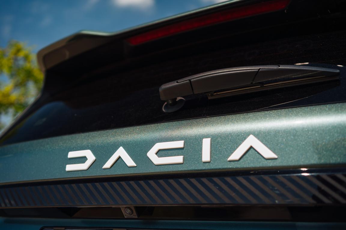 Dacia Bigster, 2025