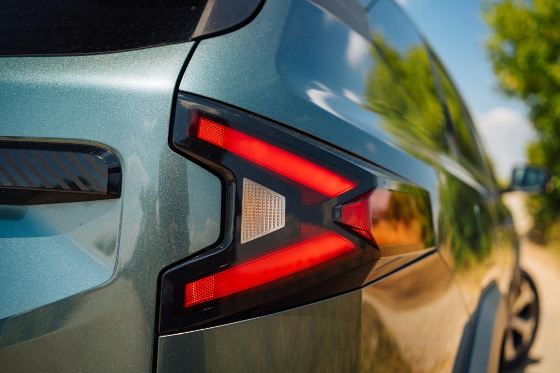 Dacia Bigster, 2025