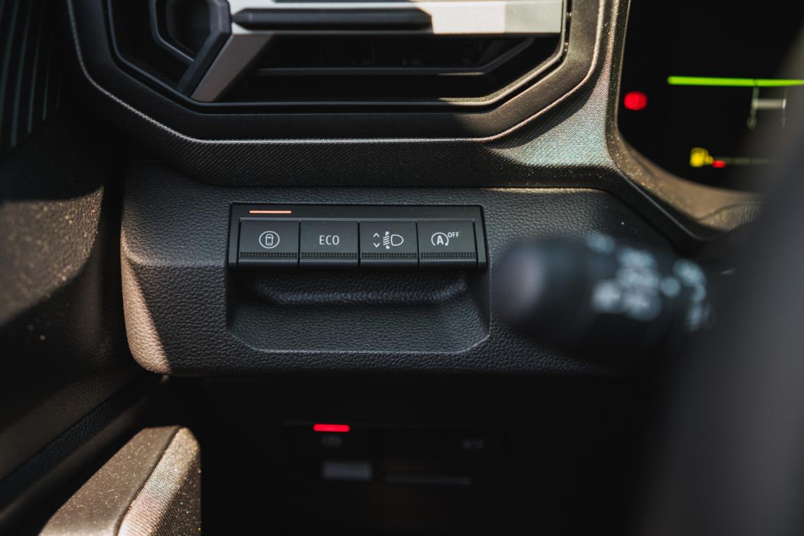 Dacia Bigster, 2025