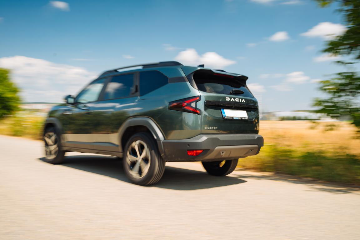 Dacia Bigster, 2025