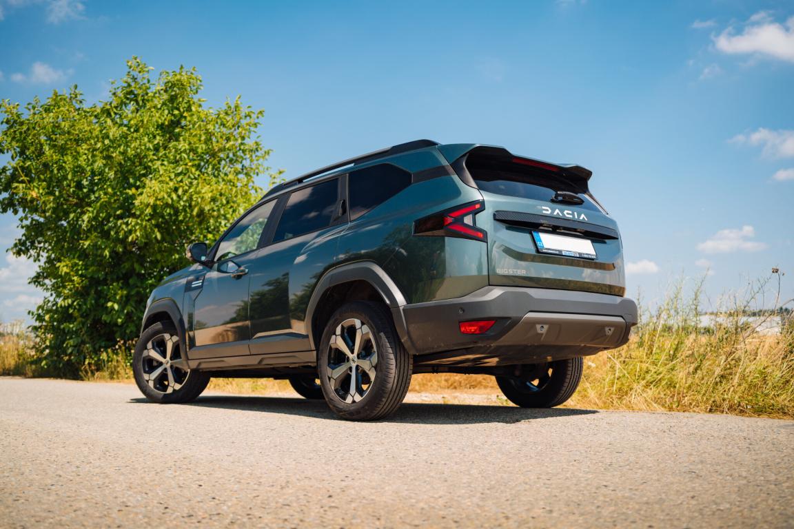 Dacia Bigster, 2025